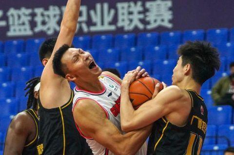 FIBA大赛开战，中国队斩获开门红